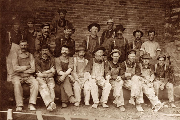 Pictured: Eric Holmlund with his masonry crew in Minneapolis, Minnesota, 1927. Tim's Grandfather, upper row, 5th from right.